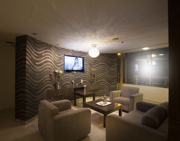 Watheer Hotel Suite image 18