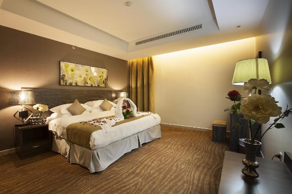 Watheer Hotel Suite image 21